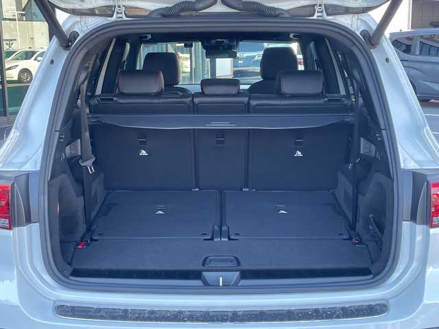 メルセデス・ベンツ Ｍ・ベンツ ＧＬＢ２００ｄ 4マチック AMGライン 長野県 2021(令3)年 1.3万km デジタルホワイト 禁煙車/4WD/サンルーフ/純正メモリナビ/Bluetooth/フルセグTV/全周囲カメラ/USB入力端子(タイプCもあり)/ハーフレザーシート/前席シートヒーター/前席メモリ付きパワーシート/電動リアゲート/ルーフレール/前後ドラレコ/純正AW19インチ/電動パーキングブレーキ/アイドリングストップ/衝突軽減ブレーキ/レーンキープアシスト/オートマチックハイビーム/LEDヘッドライト/トノカバー/パドルシフト/プッシュスタート/スマートキー/スペアキー