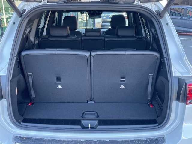 メルセデス・ベンツ Ｍ・ベンツ ＧＬＢ２００ｄ 4マチック AMGライン 長野県 2021(令3)年 1.3万km デジタルホワイト 禁煙車/4WD/サンルーフ/純正メモリナビ/Bluetooth/フルセグTV/全周囲カメラ/USB入力端子(タイプCもあり)/ハーフレザーシート/前席シートヒーター/前席メモリ付きパワーシート/電動リアゲート/ルーフレール/前後ドラレコ/純正AW19インチ/電動パーキングブレーキ/アイドリングストップ/衝突軽減ブレーキ/レーンキープアシスト/オートマチックハイビーム/LEDヘッドライト/トノカバー/パドルシフト/プッシュスタート/スマートキー/スペアキー