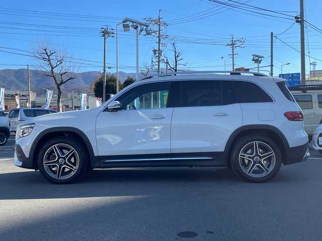 メルセデス・ベンツ Ｍ・ベンツ ＧＬＢ２００ｄ 4マチック AMGライン 長野県 2021(令3)年 1.3万km デジタルホワイト 禁煙車/4WD/サンルーフ/純正メモリナビ/Bluetooth/フルセグTV/全周囲カメラ/USB入力端子(タイプCもあり)/ハーフレザーシート/前席シートヒーター/前席メモリ付きパワーシート/電動リアゲート/ルーフレール/前後ドラレコ/純正AW19インチ/電動パーキングブレーキ/アイドリングストップ/衝突軽減ブレーキ/レーンキープアシスト/オートマチックハイビーム/LEDヘッドライト/トノカバー/パドルシフト/プッシュスタート/スマートキー/スペアキー