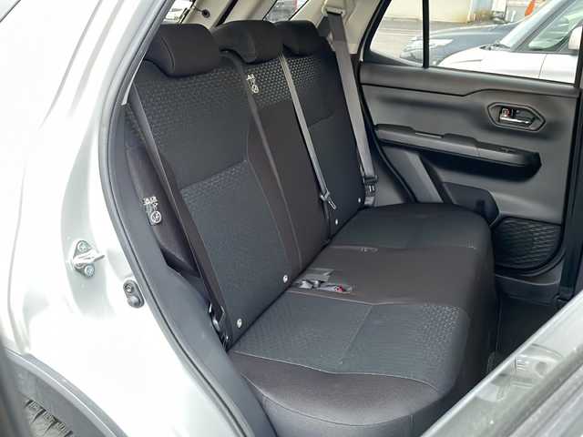 トヨタ ライズ X 道北・旭川 2023(令5)年 1.5万km スムースグレーマイカメタリック /寒冷地仕様//社外ナビ/CD/DVD/BT/SD/USB/フルセグ//バックカメラ//前席シートヒーター//オートライト//オートハイビーム//4WD//禁煙車//衝突軽減ブレーキ//アイドリングストップ//横滑り防止//クリアランスソナー//レーンキープアシスト//ステアリングスイッチ//LEDヘッドライト//純正エンジンスターター//純正フロアマット//ドアバイザー//スマートキー//プッシュスタート//保証書//取扱説明書