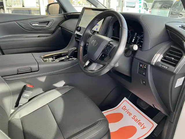 トヨタ アルファードハイブリット Z 広島県 2024(令6)年 0.3万km プラチナホワイトパールマイカ 法人ワンオーナー/モデリスタエアロ/黒革シート/左右独立ムーンルーフ/トヨタチームメイト/左右ユニバーサルステップ/デジタルインナーミラー/純正ナビ/パノラミックビューモニター/純正フリップダウンモニター/カラーヘッドアップディスプレイ/両側パワースライドドア/シートヒーター（全席）/パワーシート（前席・2列目）/ベンチレーションシート（前席）/セーフティセンス/レーダークルーズ/パドルシフト/置くだけ充電/フルセグ・Bluetooth/ブラインドスポットモニタリング/ビルトインETC2.0/電子取扱説明書/新車保証書/スペアキー