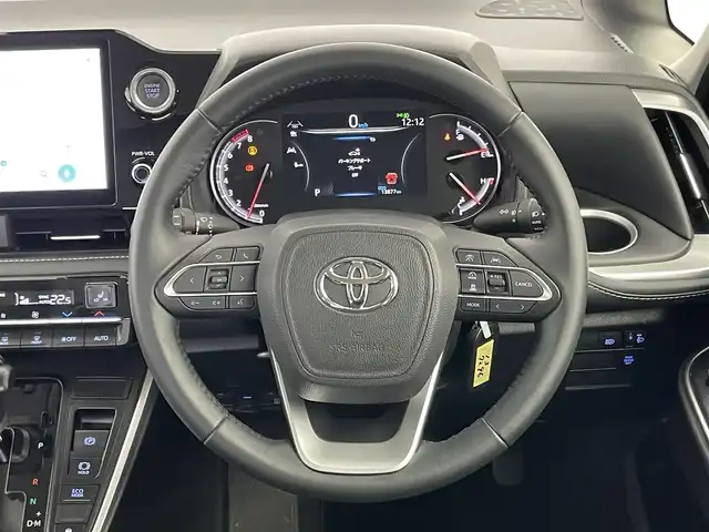 トヨタ ノア Z 埼玉県 2022(令4)年 1.4万km ホワイトパールクリスタルシャイン 10.5インチディスプレイオーディオＰlus/・コネクティッドナビ/・CD/DVD/フルセグTV/HDMI/Bluetooth/前席シートヒーター/アダプティブクルーズコントロール/両側パワースライドドア/ビルドインETC2.0/バックカメラ/トヨタセーフティセンス/・プリクラッシュセーフティ/・パーキングサポートブレーキ/・レーントレーシングアシスト/・オートマチックハイビーム/ＬＥＤヘッドライト/ハーフレザーシート/純正フロアマット/Bカメラ/ステアリングリモコン/レーンディパーチュアラート/標識認識機能/レーダークルーズコントロール