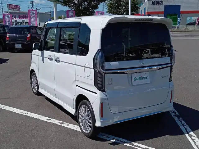 ホンダ Ｎ ＢＯＸ カスタム L ターボ 福井県 2023(令5)年 2.5万km プラチナホワイトパール 純正ナビ　フルセグＴＶ　バックカメラ　前席シートヒーター　プッシュスタート　ステアリングスイッチ　パドルシフト　追従クルーズコントロール　両側パワースライドドア　ＬＥＤオートライト　ＥＴＣ
