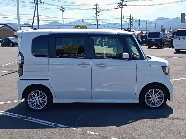 ホンダ Ｎ ＢＯＸ カスタム L ターボ 福井県 2023(令5)年 2.5万km プラチナホワイトパール 純正ナビ　フルセグＴＶ　バックカメラ　前席シートヒーター　プッシュスタート　ステアリングスイッチ　パドルシフト　追従クルーズコントロール　両側パワースライドドア　ＬＥＤオートライト　ＥＴＣ