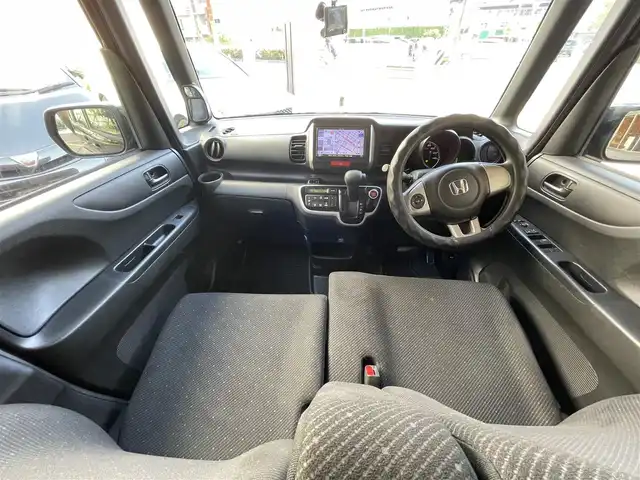 ホンダ Ｎ ＢＯＸ G Lパッケージ 兵庫県 2014(平26)年 6.8万km スマートブラック (株)IDOMが運営する【じしゃロン西宮店】の自社ローン専用車両になります。こちらは現金またはオートローンご利用時の価格です。自社ローンご希望の方は別途その旨お申付け下さい/＊ETC/＊ワンセグ/＊ドラレコ付き/＊片側パワスラ/＊横滑り防止装置