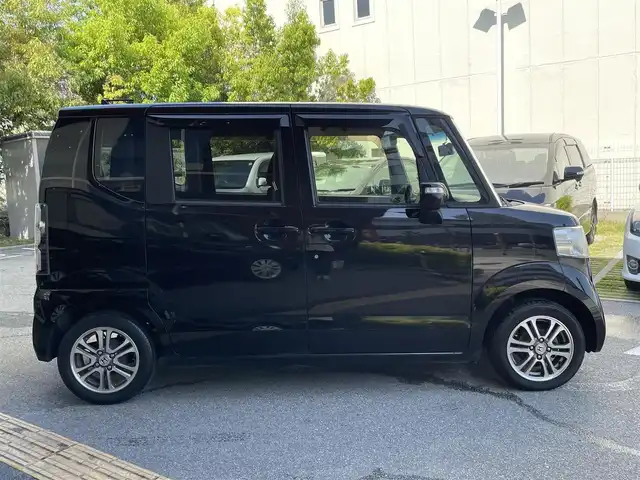 ホンダ Ｎ ＢＯＸ G Lパッケージ 兵庫県 2014(平26)年 6.8万km スマートブラック (株)IDOMが運営する【じしゃロン西宮店】の自社ローン専用車両になります。こちらは現金またはオートローンご利用時の価格です。自社ローンご希望の方は別途その旨お申付け下さい/＊ETC/＊ワンセグ/＊ドラレコ付き/＊片側パワスラ/＊横滑り防止装置