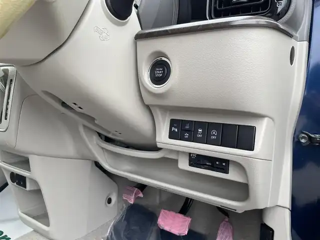 スズキ ラパン モード 佐賀県 2021(令3)年 5.8万km ノクターンブルーパール/ホワイト 2トーンルーフ 社外ディスプレイオーディオ/・AM/FM/BT//LEDヘッドライト/・オートマチックハイビーム/シートヒーター「運転席/助手席」/スマートキー/ビルトインETC/純正ドアバイザー/純正フロアマット/新車保証書/取扱説明書/スペアキー1本/スズキ セーフティサポート（全車標準装備）/・デュアルカメラブレーキサポート/・誤発進抑制機能（前進・後退）/・後退時ブレーキサポート/・車線逸脱警報機能/・ESP（車両走行安定補助システム）/・ABS＋EBD＋ブレーキアシスト