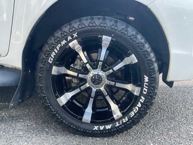 トヨタ ハイラックス Z 福島県 2022(令4)年 2.9万km スーパーホワイトⅡ ワンオーナー/純正ベッドライナー/純正フルセグナビ/バックカメラ/ETC/グリップマックスマッドレイジR/T/マーテルギアビースト20インチ/前後ドライブレコーダー/バンパーガード/リヤ3面ガラススモークフィルム/トノカバー/マッドフラップ/サイドバイザー/立体フロアマット