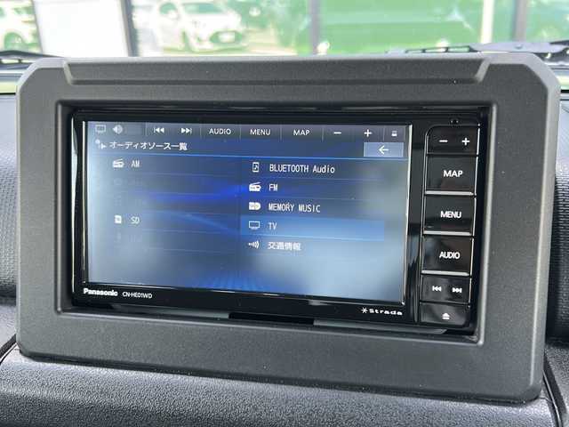スズキ ジムニー XC 福岡県 2022(令4)年 2.5万km ジャングルグリーン 社外７インチメモリナビ（CN-HE01WD）/（AM/FM/CD/DVD/BT/フルセグTV）/クルーズコントロール/シートヒーター/バックカメラ/背面タイヤ/衝突被害軽減システム/横滑り防止装置/アイドリングストップ/プッシュスタートボタン/スマートキー/純正１６インチアルミホイール/純正LEDヘッドライト/純正フロアマット/ドライブレコーダー（SDカード未挿入）/ETC