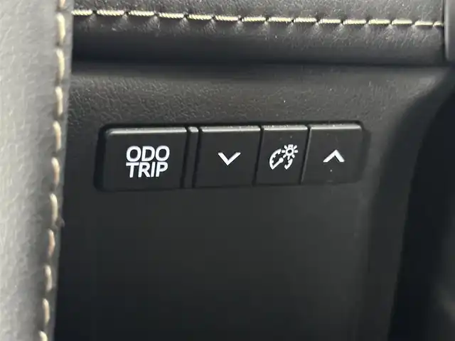 トヨタ アルファードハイブリット Z 愛知県 2023(令5)年 2.1万km プラチナホワイトパールマイカ 14インチディスプレイオーディオ　/（フルセグ/Bluetooth）/12.1インチフリップダウン　/レーダークルーズコントロール　/パノラミックビューモニター　/ブラインドスポットモニター　/コーナーセンサー/衝突軽減システム/レーンキープアアシスト/両側パワースライドドア　/電動リアゲート　/レザーシート　/全席パワーシート　/運転席メモリーシート/全席エアーシート/全席シートヒーター　/ワイヤレス充電/ETC2.0/ドライブレコーダー/純正AW