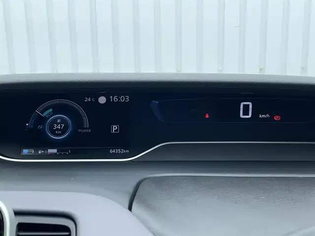 日産 セレナ e－パワー ハイウェイスター V 滋賀県 2021(令3)年 6.5万km ダイヤモンドブラック プロパイロット/純正10型SDナビ/・フルセグTV/・CD DVD BD/・Bluetooth/全方位カメラ/リアモニター/両側パワースライドドア/シートヒーター/ドライブレコーダー/ETC/ステアリングヒーター/革巻きステアリング/ステアリングリモコン/電動パーキングブレーキ/オートブレーキホールド/ブラインドスポットモニター/電格ミラー/ウインカーミラー/ドアバイザー/プッシュスタート/スマートキー/LEDヘッドライト