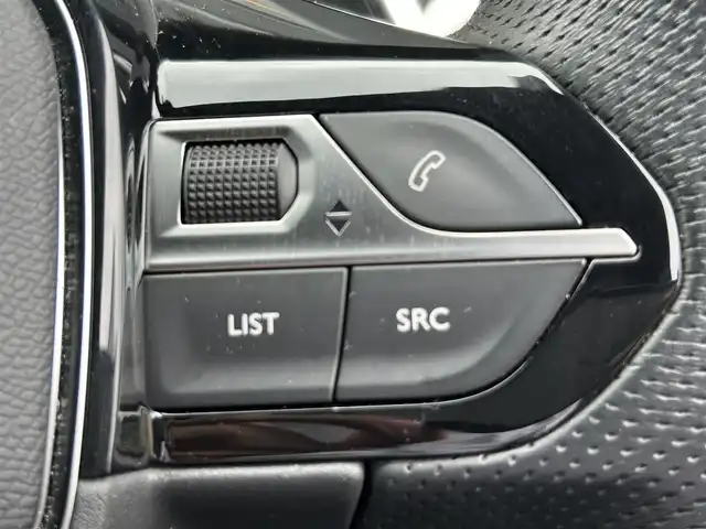 プジョー ５００８ GT ブルーHDi 福岡県 2021(令3)年 4.3万km パール ファーストクラスパッケージ/アダプティブクルーズコントロール/レーンキープアシスト/ブラインドスポットモニター/純正ディスプレイオーディオ/Applecarplay/androidauto/バックカメラ/サイドカメラ/Bluetooth/LEDヘッドライト/オートハイビーム/パワーバックドア/前後ドライブレコーダー/純正18インチアルミホイール/ETC/取扱説明書/保証書/スペアキー×1