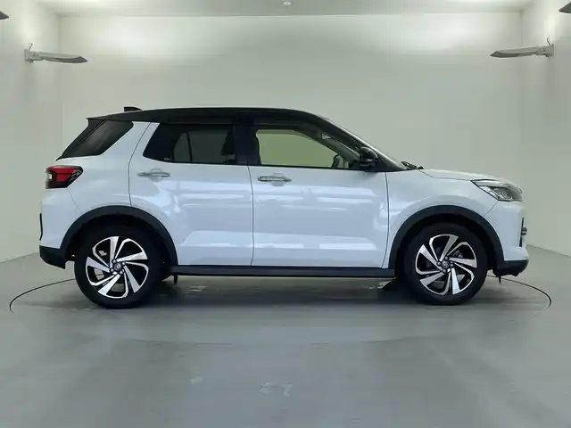 トヨタ ライズ Z 福井県 2020(令2)年 2.6万km ブラックマイカメタリック/シャイニングホワイトパール トヨタセーフティセンス/・衝突軽減ブレーキ/・クルーズコントロール（追従有）/・レーンキープアシスト/SDナビゲーション/型式：CN-RE06WD/【AM/FM/CD/フルセグTV】/バックカメラ/ETC/オートライト/LEDヘッドライド/プッシュスタート/スマートキー/リアフォグ/ステアリングリモコン連動