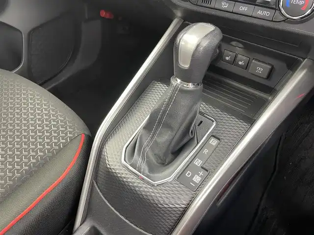 トヨタ ライズ Z 福井県 2020(令2)年 2.6万km ブラックマイカメタリック/シャイニングホワイトパール トヨタセーフティセンス/・衝突軽減ブレーキ/・クルーズコントロール（追従有）/・レーンキープアシスト/SDナビゲーション/型式：CN-RE06WD/【AM/FM/CD/フルセグTV】/バックカメラ/ETC/オートライト/LEDヘッドライド/プッシュスタート/スマートキー/リアフォグ/ステアリングリモコン連動