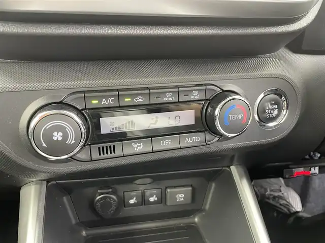 トヨタ ライズ Z 福井県 2020(令2)年 2.6万km ブラックマイカメタリック/シャイニングホワイトパール トヨタセーフティセンス/・衝突軽減ブレーキ/・クルーズコントロール（追従有）/・レーンキープアシスト/SDナビゲーション/型式：CN-RE06WD/【AM/FM/CD/フルセグTV】/バックカメラ/ETC/オートライト/LEDヘッドライド/プッシュスタート/スマートキー/リアフォグ/ステアリングリモコン連動