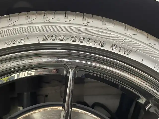 フォルクスワーゲン ＶＷ ゴルフ Ｒ TSI 4モーション 宮城県 2022(令4)年 1.4万km ピュアホワイト /ワンオーナー//REMUSスポーツマフラー//TWS TS317鍛造ホイール(235/35R19)//REGNO GR-XII装着//iSWEEPアップグレードスプリング//iSWEEPブレーキパッド(フロント/リア)(純正品有り)//BEST2サラウンドアンプユニット//純正メモリナビ//バックカメラ//カラーヘッドアップディスプレイ//パーキングアシスト//レーダークルーズコントロール//パドルシフト//ワイヤレス充電//シートヒーター/ステアリングヒーター//ビルトインETC2.0//純正ドライブレコーダー前後//社外レーダー探知機//スマートキーx2//保証書/取扱説明書/ディーラー点検記録簿R5/R6