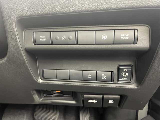 日産 セレナ e－パワー ハイウェイスター V 茨城県 2025(令7)年 0.1千km プリズムホワイト 純正ナビ/フルセグ視聴可/インテリジェントミラー/ドラレコ/ETC2.0/Bluetooth接続/USB端子/HDMI端子/全方位カメラ/プロパイロット/純正AW/BSM