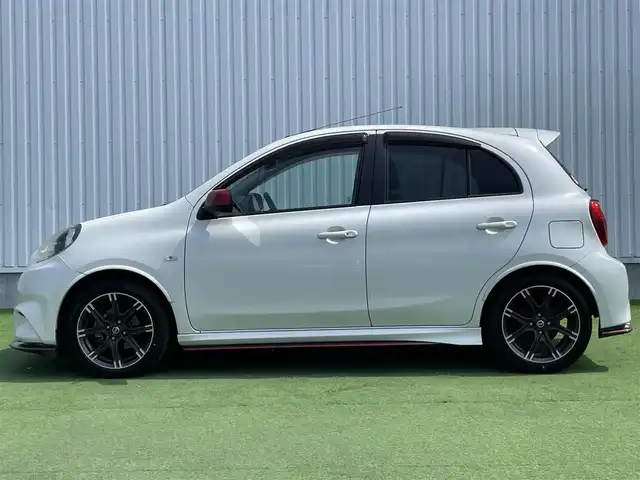 日産 マーチ ニスモ 香川県 2015(平27)年 8.6万km ナイトベールパープル 5MT/純正7インチナビ/→フルセグTV/→ＣＤ／ＤＶＤ再生/→Bluetooth/バックカメラ/革巻きステアリング/ETC/純正16インチアルミホイール/プッシュスタート/社外フロアマット/バイザー/ISOFIX