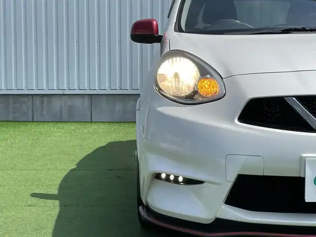 日産 マーチ ニスモ 香川県 2015(平27)年 8.6万km ナイトベールパープル 5MT/純正7インチナビ/→フルセグTV/→ＣＤ／ＤＶＤ再生/→Bluetooth/バックカメラ/革巻きステアリング/ETC/純正16インチアルミホイール/プッシュスタート/社外フロアマット/バイザー/ISOFIX