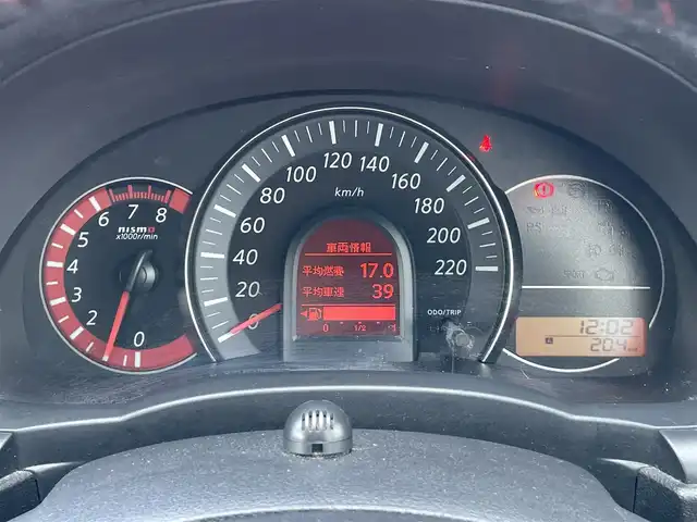 日産 マーチ ニスモ 香川県 2015(平27)年 8.6万km ナイトベールパープル 5MT/純正7インチナビ/→フルセグTV/→ＣＤ／ＤＶＤ再生/→Bluetooth/バックカメラ/革巻きステアリング/ETC/純正16インチアルミホイール/プッシュスタート/社外フロアマット/バイザー/ISOFIX