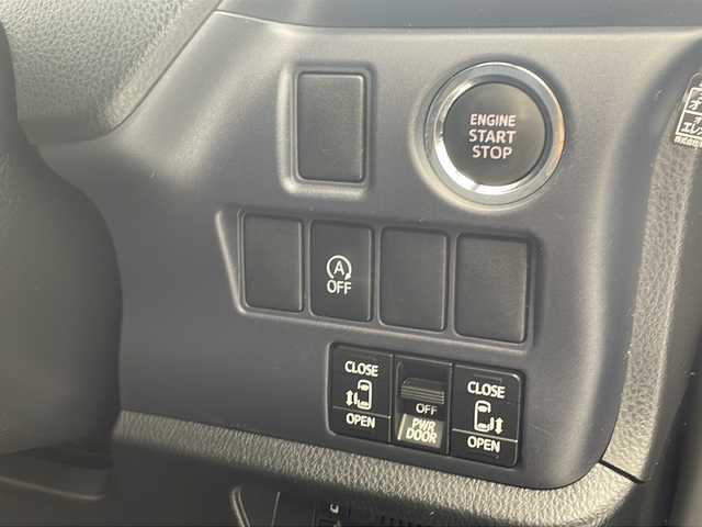 トヨタ ノア Si 沖縄県 2014(平26)年 7.2万km ボルドーマイカメタリック 純正ナビ　【NSZT-W62G】/　(ＣＤ　ＤＶＤ　フルセグＴＶ　Ｂｌｕｅｔｏｏｔｈ)/バックカメラ/両側パワースライドドア/ビルトインＥＴＣ/ドライブレコーダー前方　(DRV-325 ケンウッド)/ＬＥＤヘッドライト/純正16インチアルミホイール/アイドリングストップ/ステアリングスイッチ/ドアバイザー/フロアマット/スペアキー有り