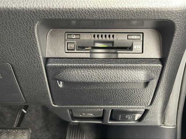 トヨタ ノア Si 沖縄県 2014(平26)年 7.2万km ボルドーマイカメタリック 純正ナビ　【NSZT-W62G】/　(ＣＤ　ＤＶＤ　フルセグＴＶ　Ｂｌｕｅｔｏｏｔｈ)/バックカメラ/両側パワースライドドア/ビルトインＥＴＣ/ドライブレコーダー前方　(DRV-325 ケンウッド)/ＬＥＤヘッドライト/純正16インチアルミホイール/アイドリングストップ/ステアリングスイッチ/ドアバイザー/フロアマット/スペアキー有り