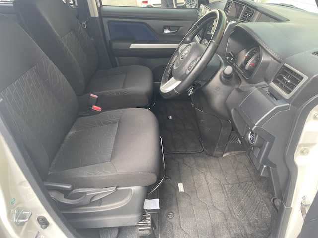 トヨタ ルーミー カスタムG 愛知県 2017(平29)年 4.2万km パールホワイトⅢ ８インチナビ　/フルセグＴＶ　/バックカメラ　/ＥＴＣ　/クルーズコントロール　/両側電動スライドドア　/ＬＥＤヘッドライト　/オートライト　/プッシュスタート　/スマートキー