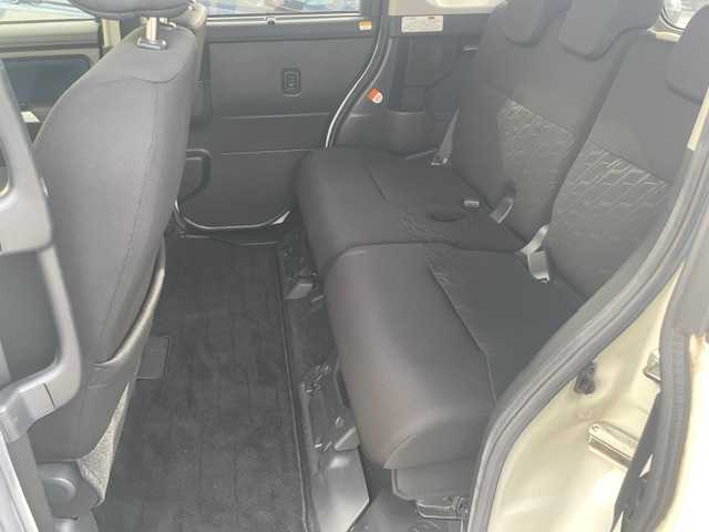 トヨタ ルーミー カスタムG 愛知県 2017(平29)年 4.2万km パールホワイトⅢ ８インチナビ　/フルセグＴＶ　/バックカメラ　/ＥＴＣ　/クルーズコントロール　/両側電動スライドドア　/ＬＥＤヘッドライト　/オートライト　/プッシュスタート　/スマートキー