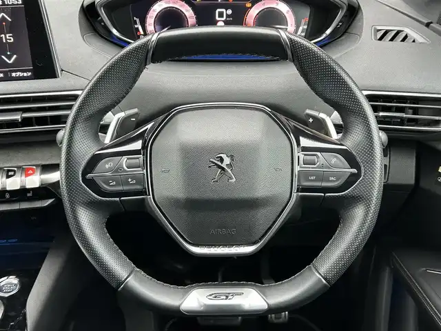 プジョー ５００８ GT ブルーHDi 宮崎県 2021(令3)年 3.7万km BLANC NACRE LEDライト/・オートライト/・インテリジェントハイビーム/・ブラインドスポットモニター/ブラックハーフレザーシート/・D席パワーシート/・DN席シートヒーター/ディスプレイオーディオ/・FM/・Bluetooth/・USB/・CarPlay/ワイヤレス充電/ハンズフリー電動リアゲート/アダプティブクルーズコントロール/・ダウンヒルアシストコントロール/純正18インチアルミホイール/純正フロアマット