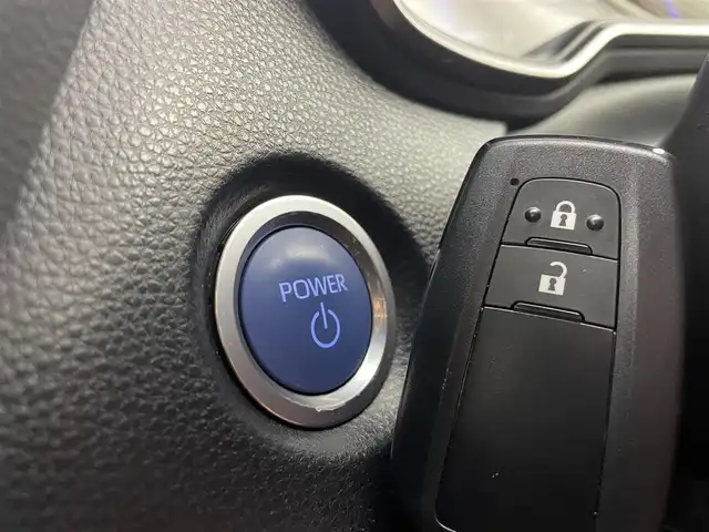 トヨタ カローラツーリング ハイブリッド ダブルバイビー 茨城県 2021(令3)年 6.6万km ブラックマイカ 純正ディスプレイオーディオ/ワンオーナー/バックカメラ/ETC/レーダークルーズコントロール/LEDヘッドライト/純正17インチアルミホイール/衝突軽減ブレーキ/横滑り防止装置/フロントフォグランプ/コーナーセンサー