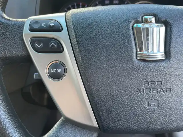 トヨタ クラウン アスリート スペシャルナビパッケージ 福岡県 2010(平22)年 16.2万km ホワイトパールクリスタルシャイン 純正メーカーナビ/Bluetooth対応/フルセグTV（DVD再生機能あり）/AM/FM/バックカメラ/ビルトインETC/USB入力端子/全席パワーウィンドウ/AUTOエアコン/クルーズコントロール/プッシュスタート/純正フロアマット/純正アルミホイール/横滑り防止装置/AUTOライト/ABS/取扱説明書/スペアキー/スマートキー