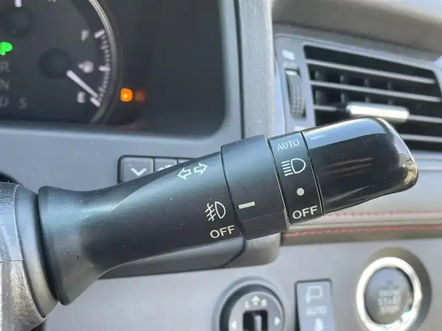 トヨタ クラウン アスリート スペシャルナビパッケージ 福岡県 2010(平22)年 16.2万km ホワイトパールクリスタルシャイン 純正メーカーナビ/Bluetooth対応/フルセグTV（DVD再生機能あり）/AM/FM/バックカメラ/ビルトインETC/USB入力端子/全席パワーウィンドウ/AUTOエアコン/クルーズコントロール/プッシュスタート/純正フロアマット/純正アルミホイール/横滑り防止装置/AUTOライト/ABS/取扱説明書/スペアキー/スマートキー