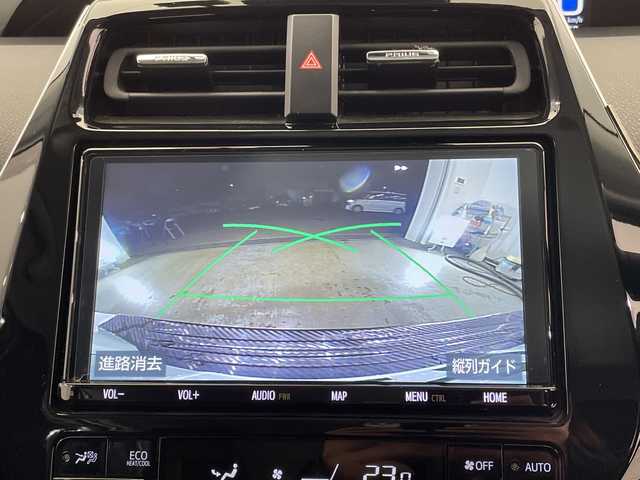 トヨタ プリウス A ツーリングセレクション 栃木県 2019(令1)年 2.5万km ホワイトパールクリスタルシャイン 純正SDナビ/（CD/フルセグTV/Bluetooth/SD）/バックカメラ/トヨタセーフティセンス/コーナーセンサー/ビルトインETC2.0/前方ドライブレコーダー/合皮シート/運転席パワーシート/前席シートヒーター/禁煙車/オートライト/LEDヘッドライト/横滑り防止装置/スマートキー/プッシュスタート/ステアリングスイッチ/革巻きステアリング/ウィンカーミラー/純正17インチアルミホイール/ヘッドアップディスプレイ/パーキングアシスト/BSM