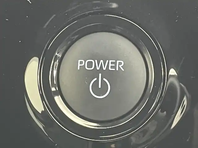 トヨタ ヴォクシー ハイブリッド S－Z 埼玉県 2024(令6)年 1.3万km アティチュードブラックマイカ モデリスタエアロ/10.5インチディスプレイオーディオ/　CD DVD　Bluetooth　AppleCarPlay　フルセグ/14インチフリップダウンモニター/ＡＬＰＩＮＥミラー型ドライブレコーダー/両側パワースライドドア/バックカメラ/レーダークルーズコントロール/ビルトインＥＴＣ２．０/ハーフレザーシート/シートヒーター/コーナーセンサー/オートブレーキホールド/プリクラッシュセーフティ/純正１７インチアルミホイール/社外テールランプ/LEDオートライト