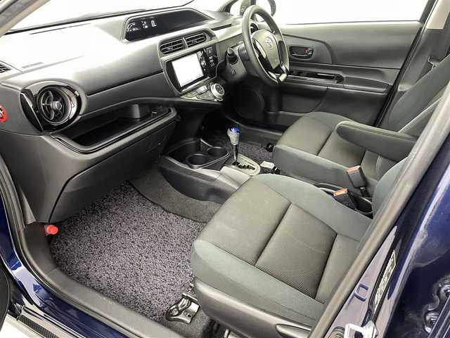 トヨタ アクア 福島県 2016(平28)年 5.1万km ライトブルーメタリック Toyota Safety Sense C/・プリクラッシュセーフティ/・システムレーンディパーチャーアラート/・オートマチックハイビーム/・先行車発進告知機能/純正ナビゲーション/・型式：NSZT-W66T/・Bluetooth/TV/CD/DVD/AM・FM/・バックカメラ/・ETC/モデリスタエアロ/プッシュスタート/・スマートキー/ハロゲンライト/・オートライト/電動格納ウィンカーミラー/・オートミラー/純正フロアマット/ドアバイザー