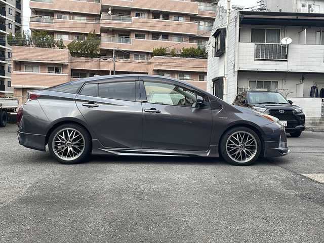 トヨタ プリウス S 宮城県 2016(平28)年 8.7万km グレーメタリック 純正ナビ Bluetooth バックカメラ モデリスタエアロ ETC 社外アルミホイール LEDライト プッシュスタート 純正フロアマット パワーステアリング パワーウィンドウ CDチェンジャー