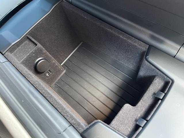 ＢＭＷ ５３０ｉ Mスポーツ 埼玉県 2018(平30)年 4.5万km サファイアブラックP 白革シート　/ＡＣＣ　/ＨＵＤ　/純正ナビ　/３６０度カメラ　/フルセグＴＶ　/パワーシート　/シートヒーター　/パワートランク　/アンビエントライト　/ほし純正１９インチＡＷ　/ドライブレコーダー　/ＥＴＣ