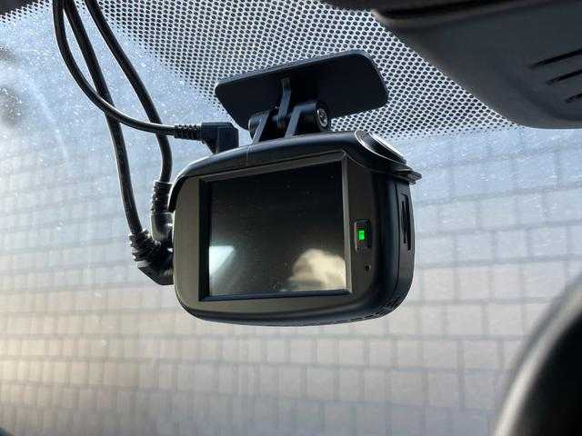 ＢＭＷ ５３０ｉ Mスポーツ 埼玉県 2018(平30)年 4.5万km サファイアブラックP 白革シート　/ＡＣＣ　/ＨＵＤ　/純正ナビ　/３６０度カメラ　/フルセグＴＶ　/パワーシート　/シートヒーター　/パワートランク　/アンビエントライト　/ほし純正１９インチＡＷ　/ドライブレコーダー　/ＥＴＣ