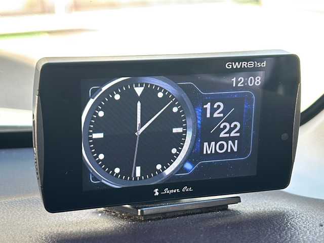 ホンダ Ｎ ＯＮＥ プレミアム ツアラー Lパッケージ 高知県 2013(平25)年 9.2万km プレミアムホワイトパール ７インチナビ/・Ｂｌｕｅｔｏｏｔｈオーディオ/・フルセグＴＶ/・ＣＤ・ＤＶＤ/ＥＴＣ/バックカメラ/ETC/クルーズコントロール/オートライト