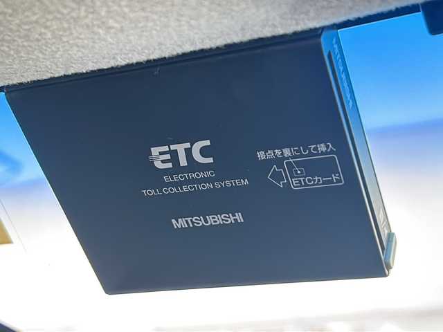 ホンダ Ｎ ＯＮＥ プレミアム ツアラー Lパッケージ 高知県 2013(平25)年 9.2万km プレミアムホワイトパール ７インチナビ/・Ｂｌｕｅｔｏｏｔｈオーディオ/・フルセグＴＶ/・ＣＤ・ＤＶＤ/ＥＴＣ/バックカメラ/ETC/クルーズコントロール/オートライト