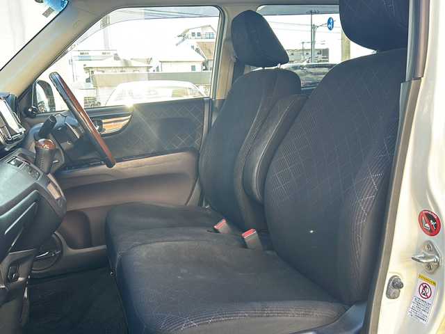 ホンダ Ｎ ＯＮＥ プレミアム ツアラー Lパッケージ 高知県 2013(平25)年 9.2万km プレミアムホワイトパール ７インチナビ/・Ｂｌｕｅｔｏｏｔｈオーディオ/・フルセグＴＶ/・ＣＤ・ＤＶＤ/ＥＴＣ/バックカメラ/ETC/クルーズコントロール/オートライト