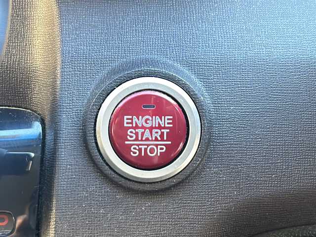 ホンダ Ｎ ＯＮＥ プレミアム ツアラー Lパッケージ 高知県 2013(平25)年 9.2万km プレミアムホワイトパール ７インチナビ/・Ｂｌｕｅｔｏｏｔｈオーディオ/・フルセグＴＶ/・ＣＤ・ＤＶＤ/ＥＴＣ/バックカメラ/ETC/クルーズコントロール/オートライト