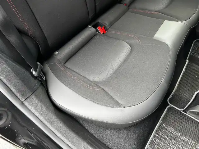 クライスラー・ジープ ジープ レネゲード トレイルホーク 富山県 2020(令2)年 6.4万km 黒 純正メモリナビ/フルセグTV /Bluetooth接続/AM/FMラジオ/バックカメラ/OP CDデッキ/プッシュスタート/アイドリングストップ/フォグランプ /ETC2.0/ルーフレール/ヒルアシスト/レーンセンス/横滑り防止/ブラインドスポットモニター