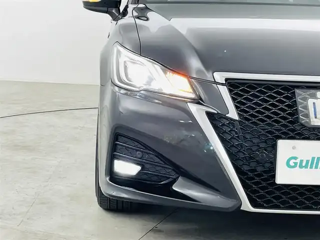 トヨタ クラウン ハイブリッド アスリートS Four J フロンティア 新潟県 2017(平29)年 13万km プレシャスブラックパール 純正メーカーOPナビ/【CD/DVD/フルセグTV/Bluetooth】/・バックカメラ/プリクラッシュセーフティ/・オートハイビーム/・レーダークルーズコントロール/・車線逸脱警報/前後コーナーセンサー/ハーフレザーシート/・前席シートヒーター/・前席パワーシート/ステアリングヒーター/革巻きステアリング/後席ISOFIX/純正フロアマット/ドアバイザー/社外18インチAW/LEDヘッドライト/ミラーヒーター/社外エアクリーナー/クスコフロントタワーバー