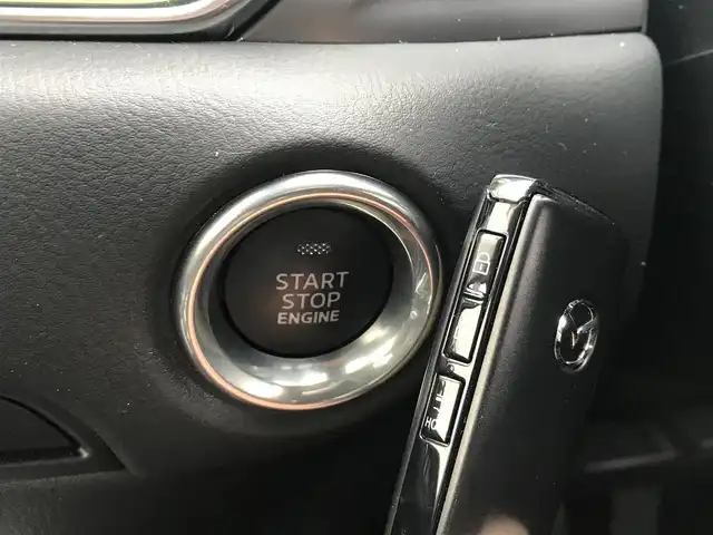 マツダ ＣＸ－５ XD フィールドジャーニー 富山県 2022(令4)年 4.5万km ディープクリスタルブルーマイカ 〇純正10.25インチセンターディスプレイ/〇フルセグTV/〇バックカメラ/〇360°ビューモニター/〇ETC/〇パワーバックドア/〇アドバンスドスマートシティブレーキ/〇クルージングトラフィックサポート/〇ブラインドスポットモニタリング/〇アダプティブLEDヘッドランプ/〇オートライト/〇純正17インチアルミ/〇革巻きステアリング/〇パドルシフト/〇ステアリングヒーター/〇ライムグリーンアクセント入りブラック合皮/グランリュクスコンビシート/〇パワーシート/〇シートヒーター/〇アドバンスドキーレス/〇禁煙車