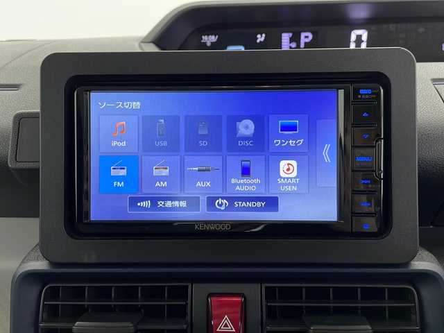 ダイハツ タント X 長野県 2023(令5)年 1.6万km シャイニングホワイトパール 4WD/社外ナビ/片側パワースライドドア/バックカメラ/クリアランスソナー/アイドリングストップ/ワンセグTV/Bluetooth/CD/ETC/オートライト/LEDヘッドライト/ステアリングスイッチ/電子パーキング/オートホールド/社外フロアマット/純正鉄ホイール/2列目サンシェード/電動格納ミラー/ドアバイザー