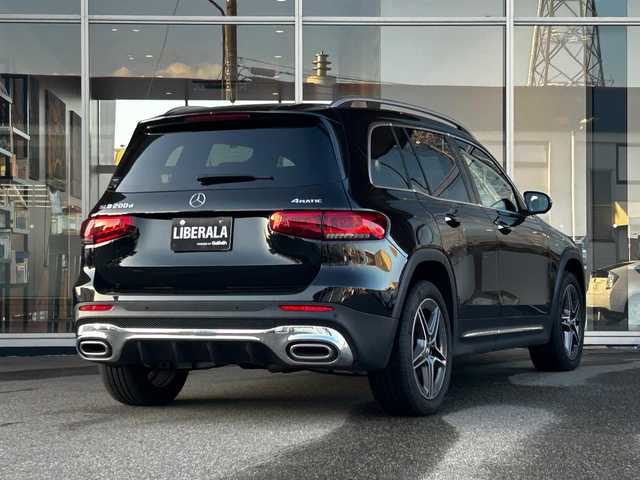 メルセデス・ベンツ Ｍ・ベンツ ＧＬＢ２００ｄ 4マチック AMGライン 富山県 2022(令4)年 2.1万km 黒 レーダーセーフティパッケージ/ワンオーナー/アイドリングストップ/ACC/3列シート/360°カメラ/ハーフレザー/LEDライト/ETC2.0/パワーバックドア/プッシュスタート/HDDナビ/Bluetooth接続/D/N席パワーシート/シートヒーター