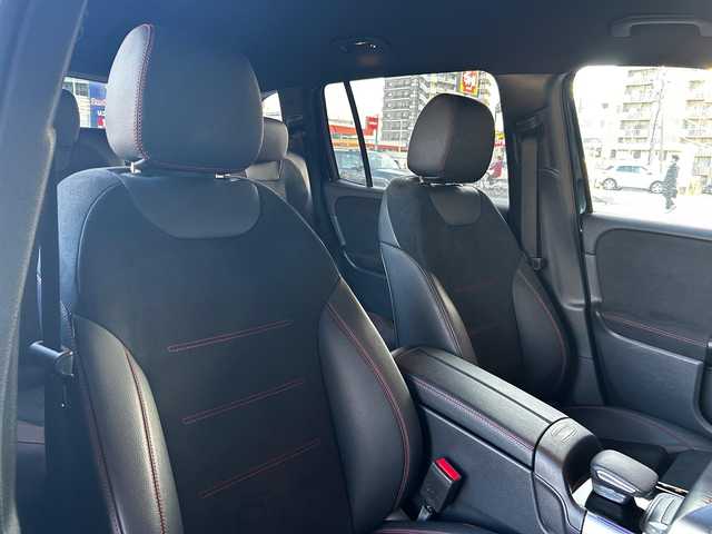 メルセデス・ベンツ Ｍ・ベンツ ＧＬＢ２００ｄ 4マチック AMGライン 富山県 2022(令4)年 2.1万km 黒 レーダーセーフティパッケージ/ワンオーナー/アイドリングストップ/ACC/3列シート/360°カメラ/ハーフレザー/LEDライト/ETC2.0/パワーバックドア/プッシュスタート/HDDナビ/Bluetooth接続/D/N席パワーシート/シートヒーター
