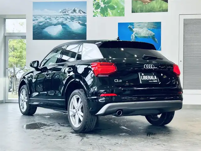 アウディ Ｑ２ 30TFSIスポーツ 大阪府 2020(令2)年 1.9万km 黒 Sラインパッケージ/ハーフレザー/シートヒーター/純正ナビ/バックカメラ/TV/純正18インチAW/ACC/電動リアゲート/パドルシフト/クリアランスソナー/バーチャルコックピット