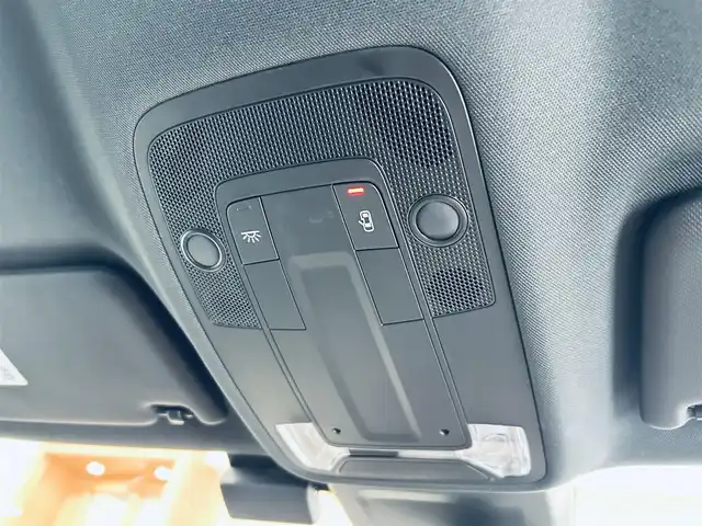 アウディ Ｑ２ 30TFSIスポーツ 大阪府 2020(令2)年 1.9万km 黒 Sラインパッケージ/ハーフレザー/シートヒーター/純正ナビ/バックカメラ/TV/純正18インチAW/ACC/電動リアゲート/パドルシフト/クリアランスソナー/バーチャルコックピット